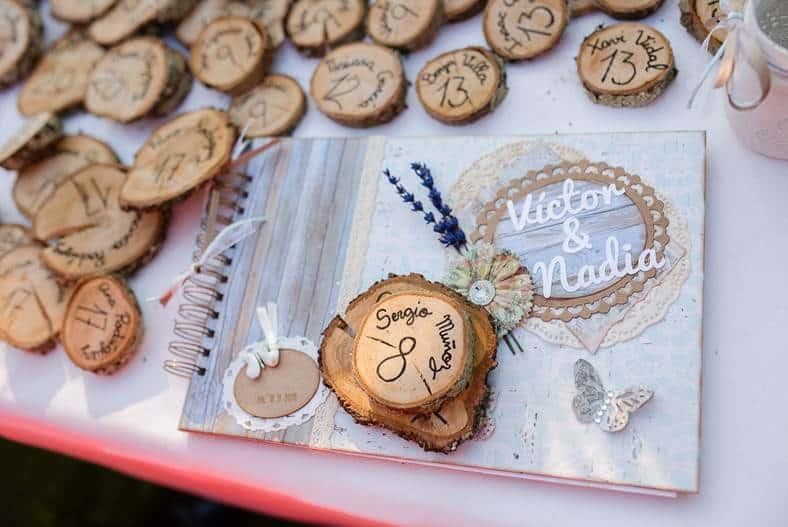 3 Thoughtful Destination Wedding Favors Your Guests Will Flip Over. Photo by Mamamint