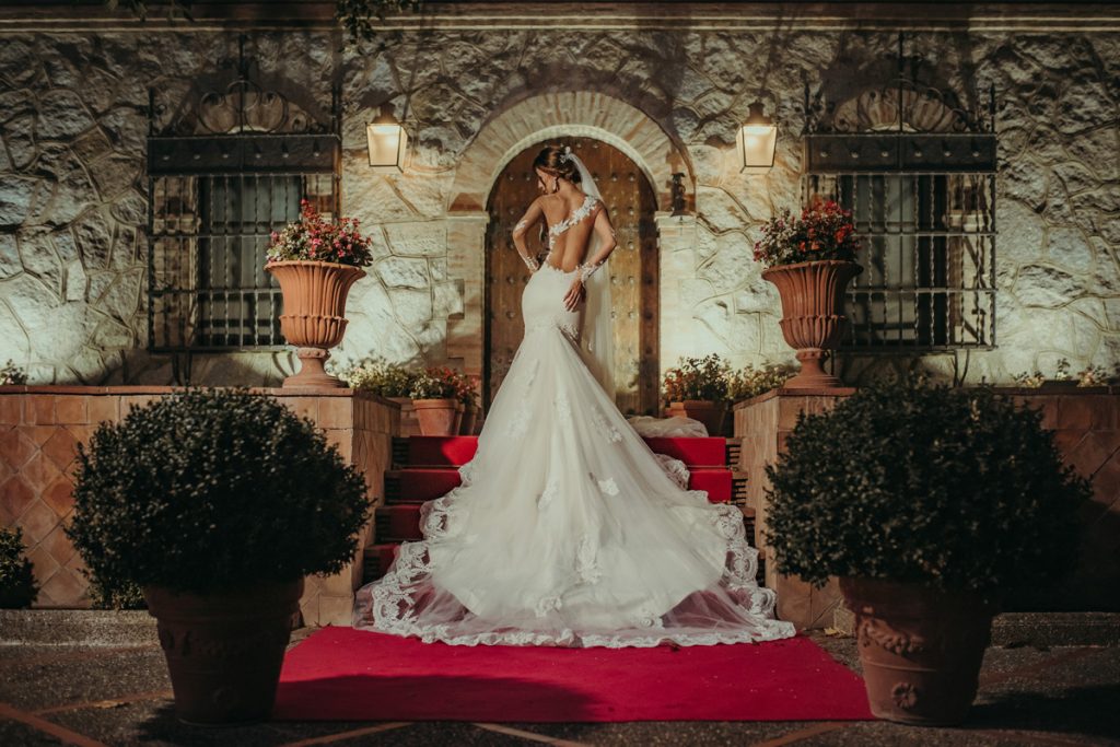 Pro tips for selecting a wedding photographer. Photo by FotoClip