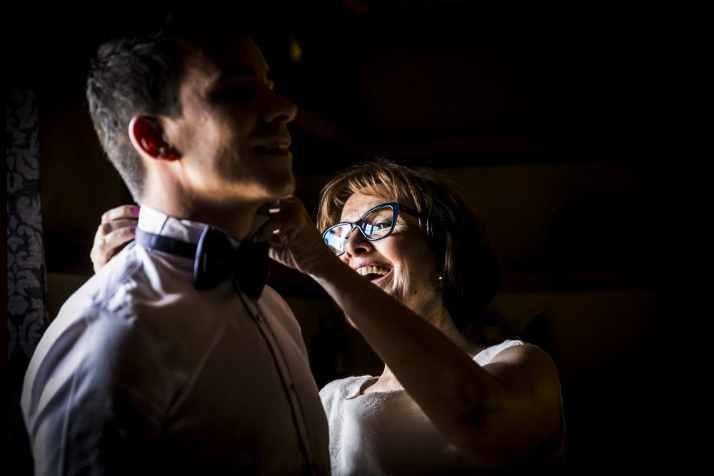 The ultimate getting-ready guide for the groom. Photo by Andreu Doz