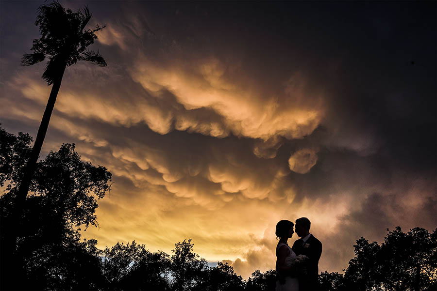 Planning a destination wedding in Sitges. Photo by FotoClip