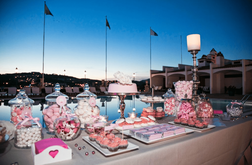 Everything you need to know about wedding cupcakes. Luxury Wedding Venue in Costa Brava