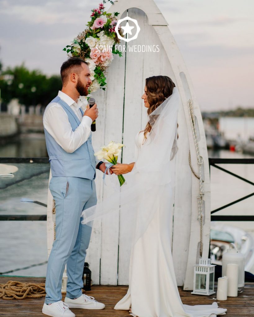 how-to-write-your-own-wedding-vows-spain4weddings